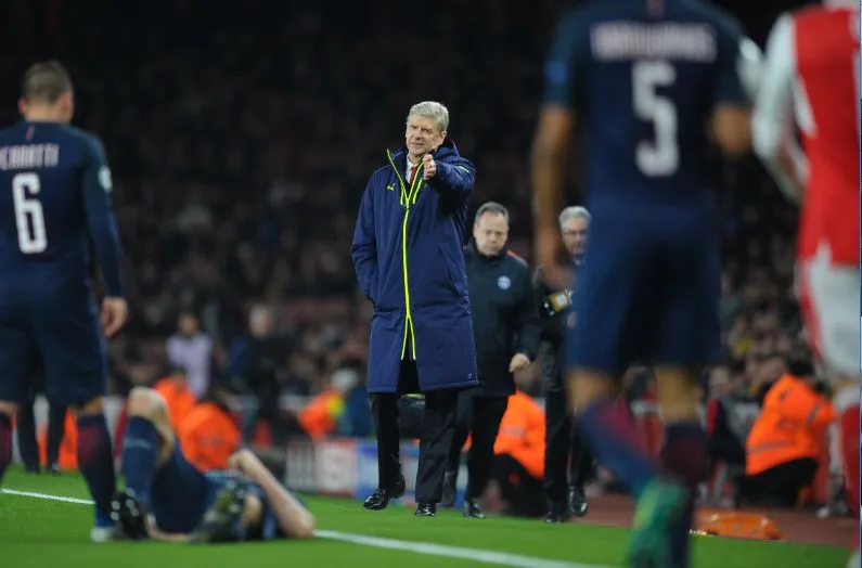 Wenger cogne l&rsquo;arbitrage anglais