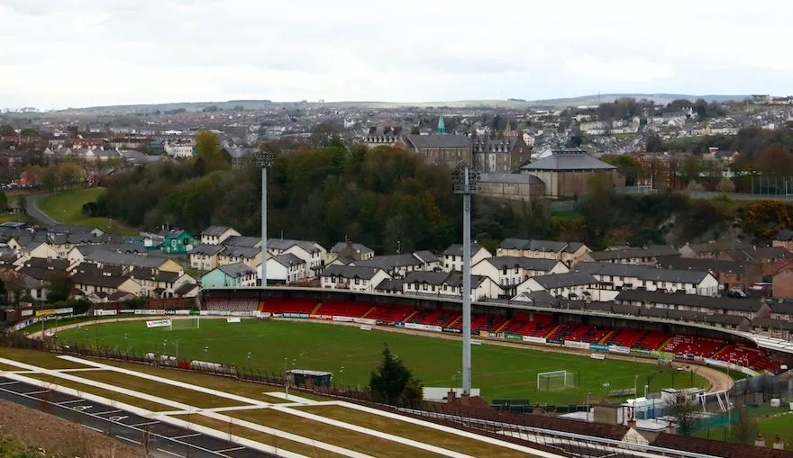 Liam Curran, le jardinier irlandais qui vivait au stade