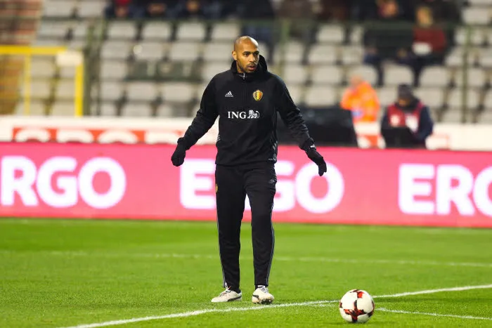 Thierry Henry joue les chauffeurs pour le groupe Texas