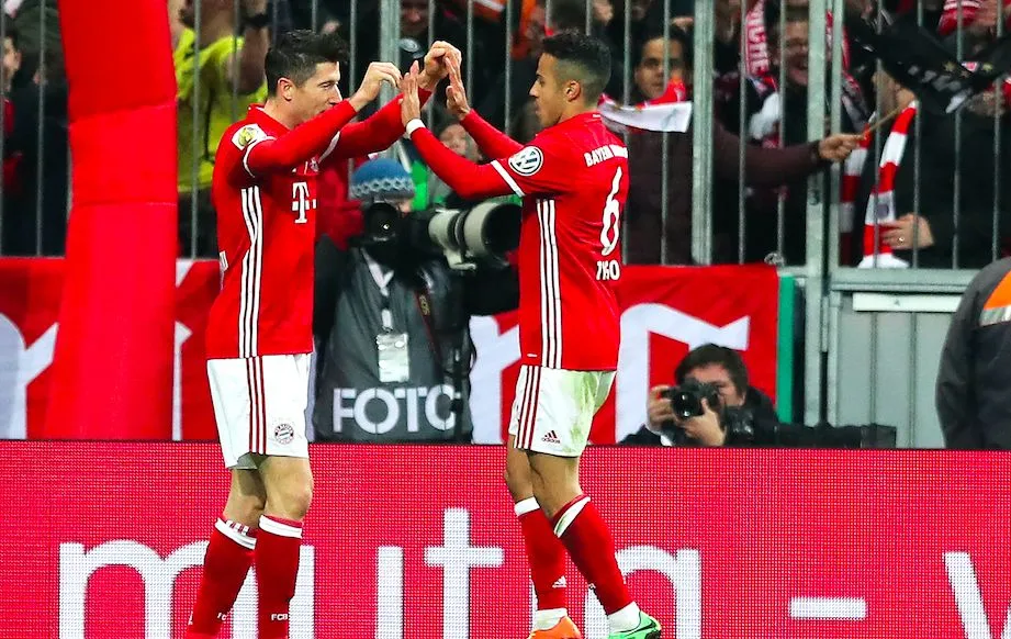 Le Bayern corrige Schalke et file en demi-finale