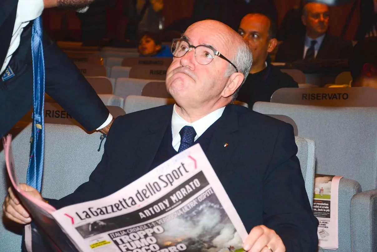 Carlo Tavecchio, le président pyromane