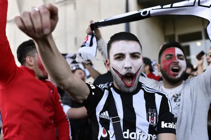 Revivez Lyon &#8211; Besiktas (2 &#8211; 1)