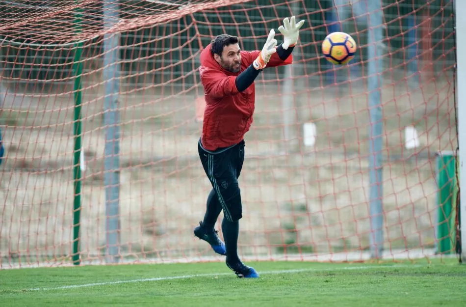 Sirigu repousse deux penalties