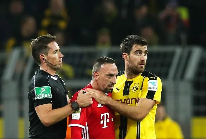 Revivez Bayern Munich &#8211; Borussia Dortmund (4 &#8211; 1)