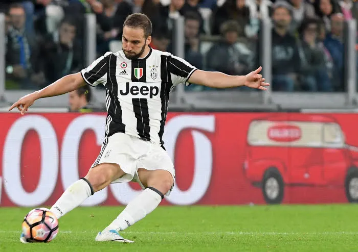 Higuaín ouvre le score