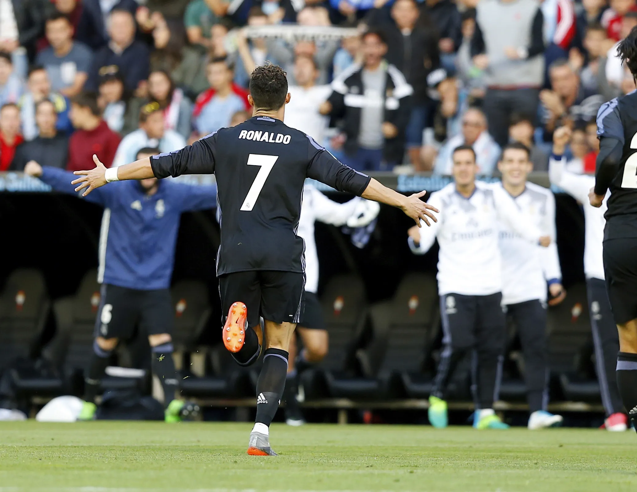 Des cercueils à l&rsquo;effigie du stade Santiago-Bernabéu mis en vente