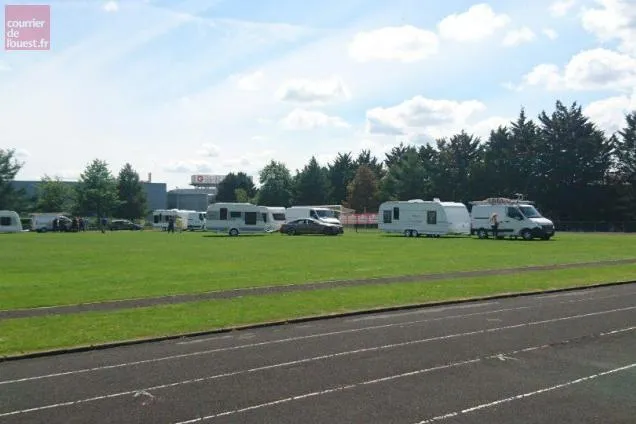 Quand des caravanes font irruption pendant un match à Angers