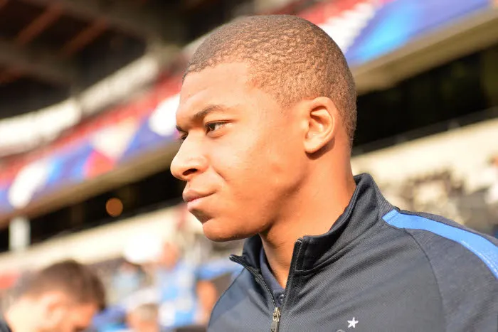 Wenger drague Mbappé