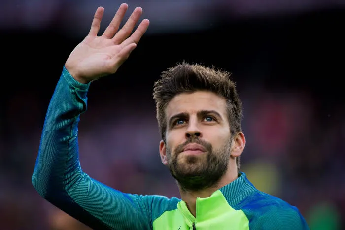 Piqué étudie à Harvard