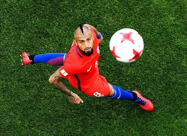 Vidal dégomme Ronaldo face à la presse