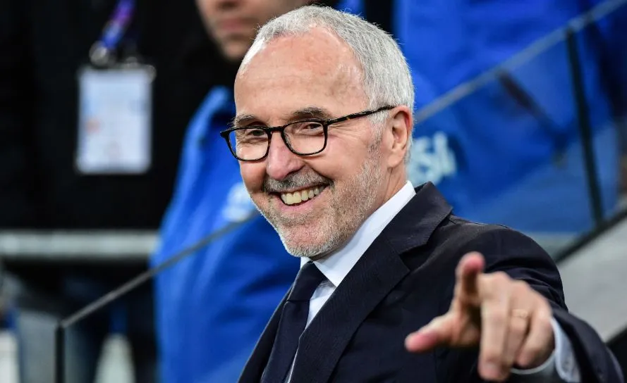 Frank McCourt en conférence à Cannes