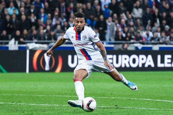 Tolisso et les poteaux carrés