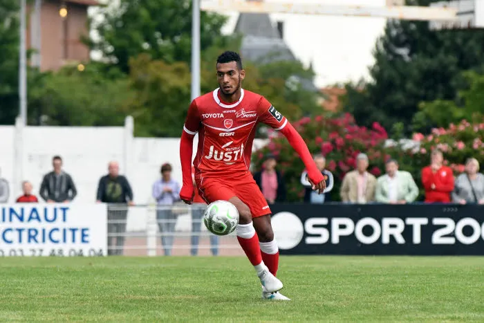 Angers se renforce en Ligue 2