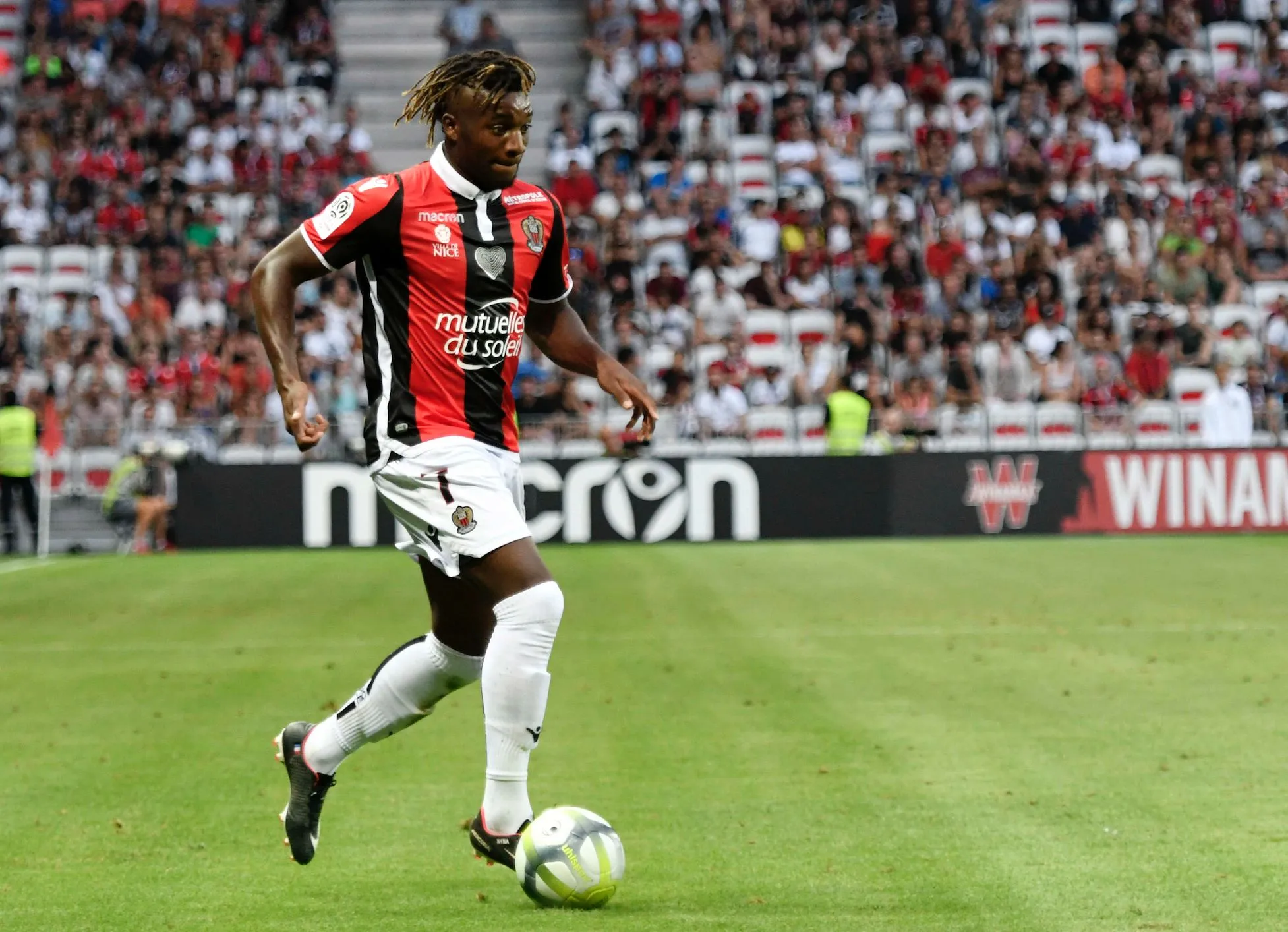 Les notes de Nice contre Naples