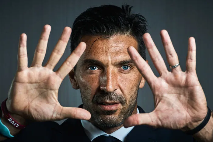 Buffon encense Ronaldo