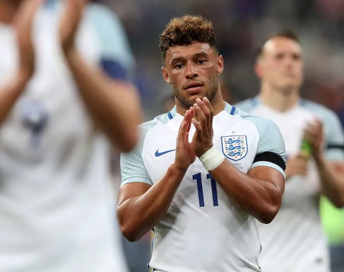 Oxlade-Chamberlain en route vers Liverpool