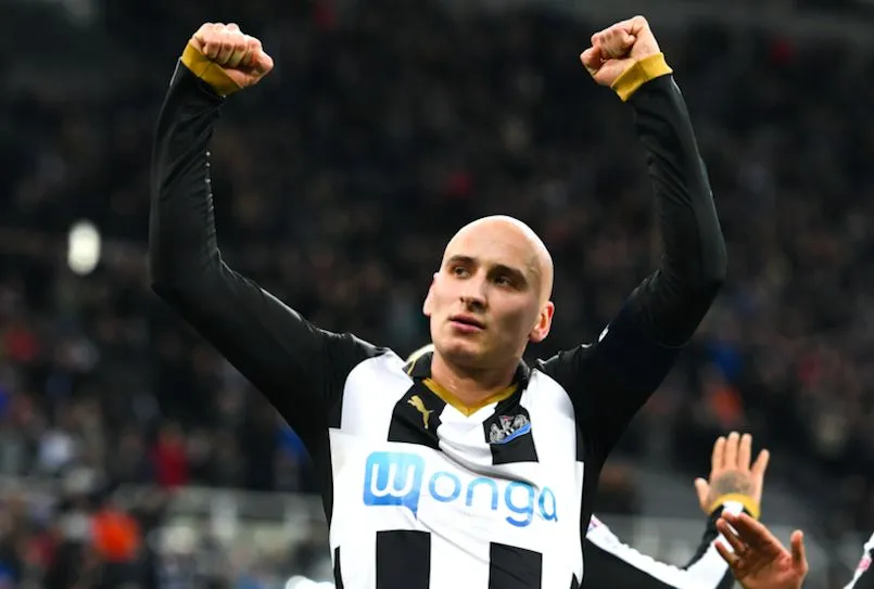 Shelvey blessé en voulant séparer deux coéquipiers