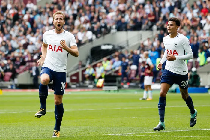 Rio Ferdinand : «<span style="font-size:50%">&nbsp;</span>Les statistiques de Kane sont comparables à celles de Messi et Ronaldo<span style="font-size:50%">&nbsp;</span>»