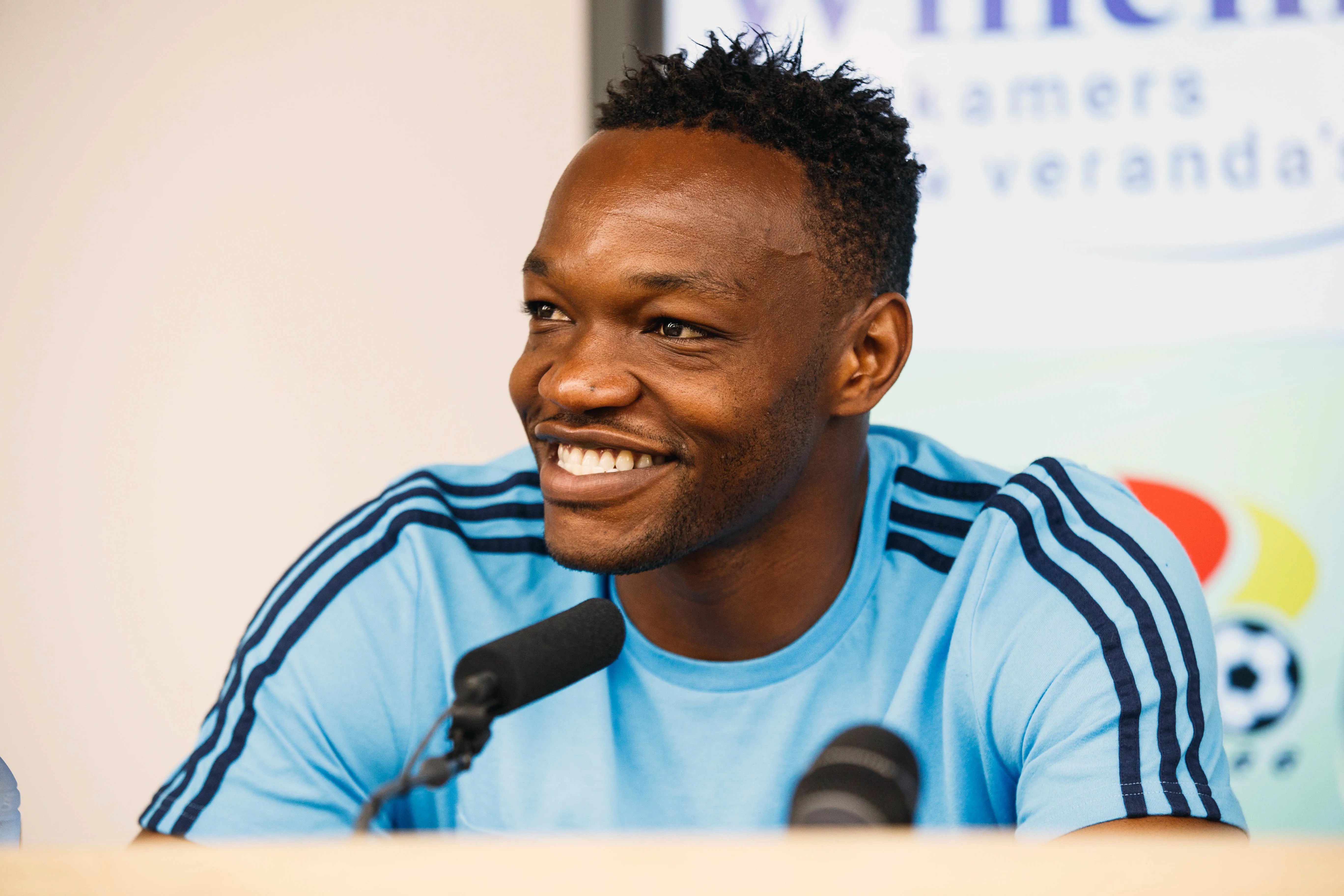 Mandanda raconte son accident de voiture