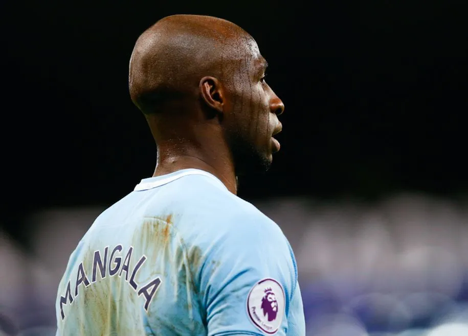 Eliaquim Mangala file à Everton