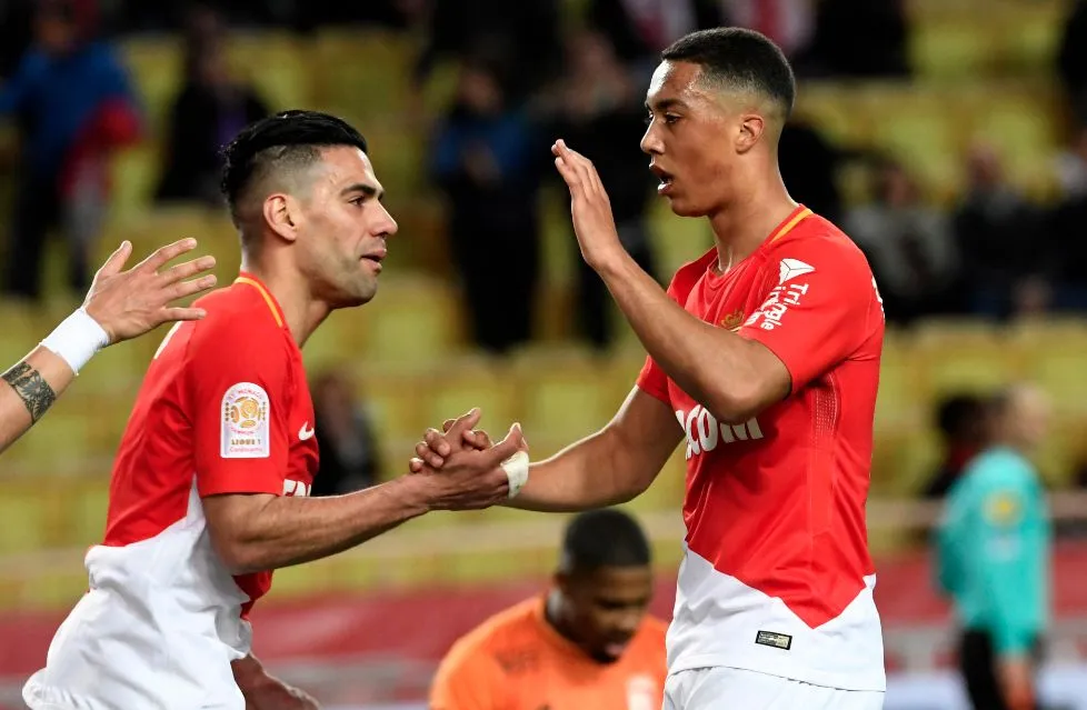 Monaco enfonce un peu plus Lille