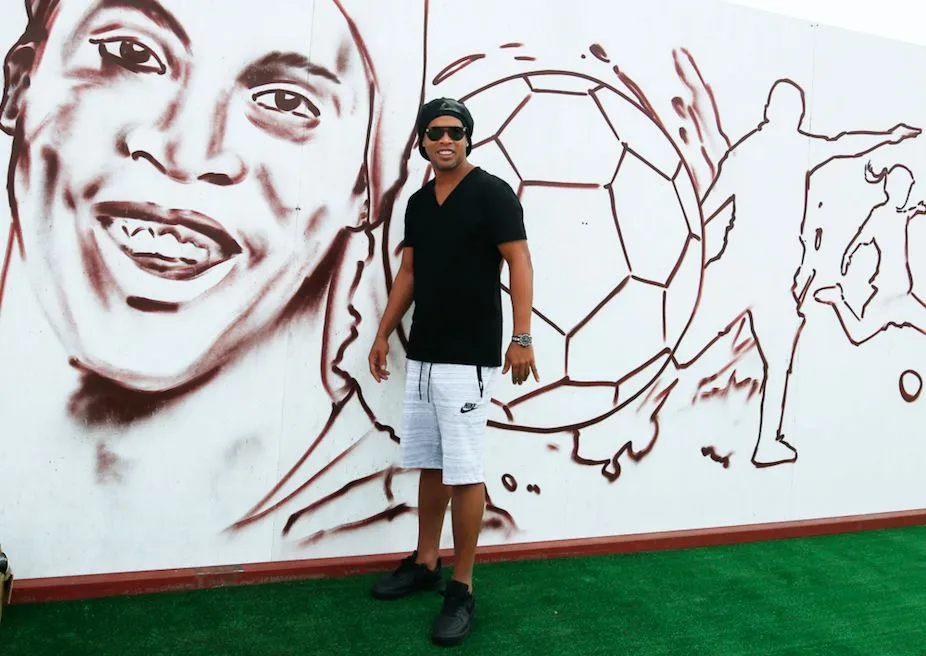 Ronaldinho va se marier avec deux femmes