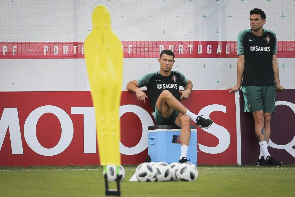 Quand Cristiano Ronaldo demande aux fans iraniens de le laisser dormir