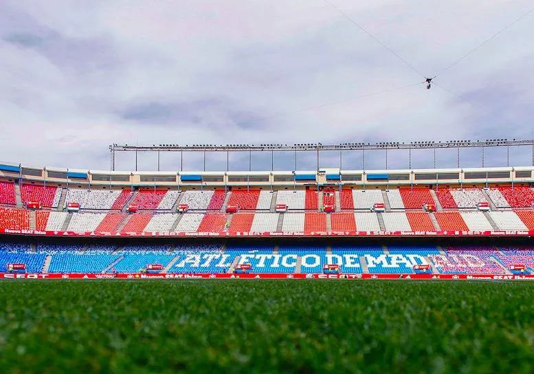 L&rsquo;Atlético de Madrid offre les sièges du Calderón à ses abonnés