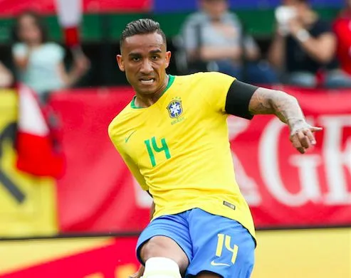 Le Brésil sans Danilo face au Costa Rica