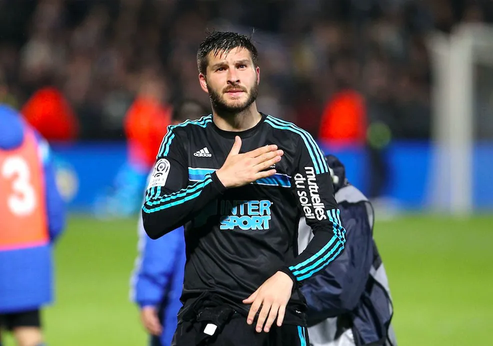 Gignac : «<span style="font-size:50%">&nbsp;</span>Je préfère mourir de froid que de mettre un maillot du PSG<span style="font-size:50%">&nbsp;</span>»