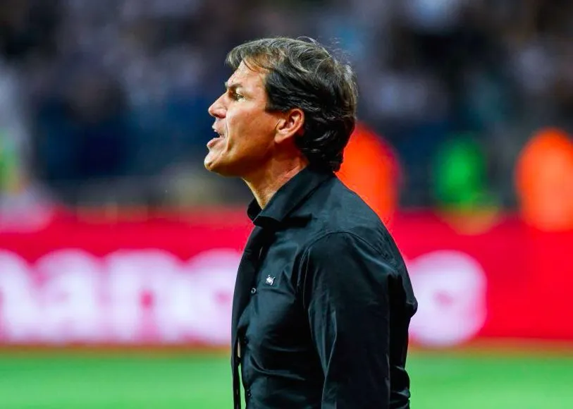 Rudi Garcia : «<span style="font-size:50%">&nbsp;</span>Les arbitres de surface ne servent à rien<span style="font-size:50%">&nbsp;</span>»