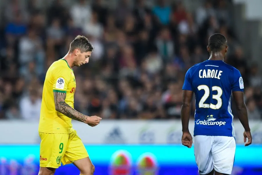 Emiliano Sala et la main sur la bouche