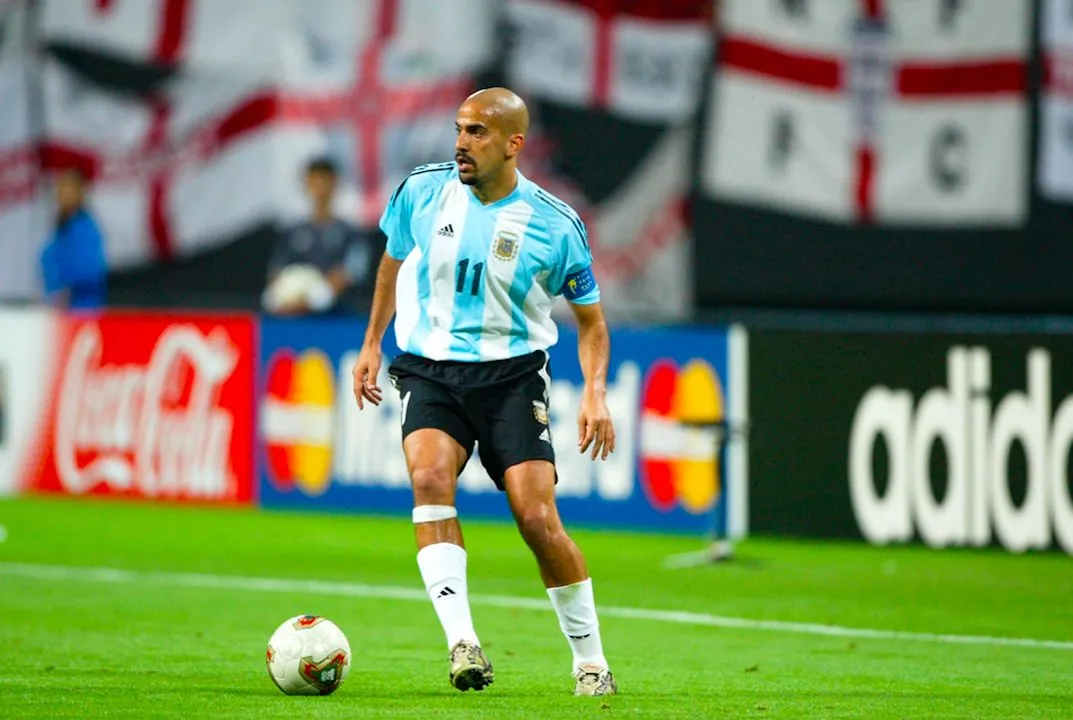 Juan Sebastián Verón : «<span style="font-size:50%">&nbsp;</span>En Angleterre, après les matchs, il y avait des frites dans le vestiaire<span style="font-size:50%">&nbsp;</span>»