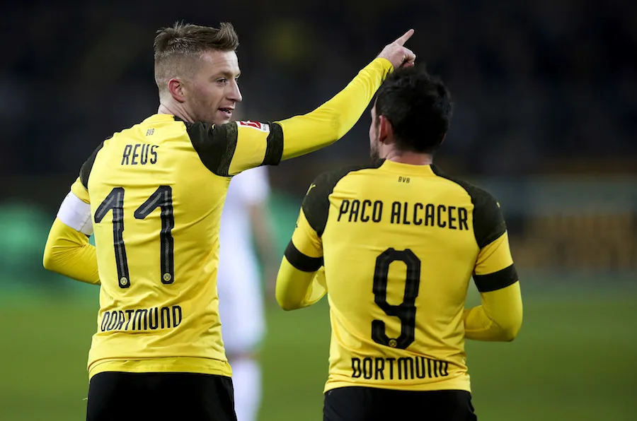 Dortmund ralentit, mais avance