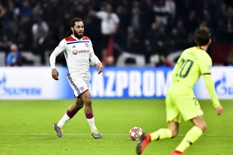 Sous la toison de Jason Denayer