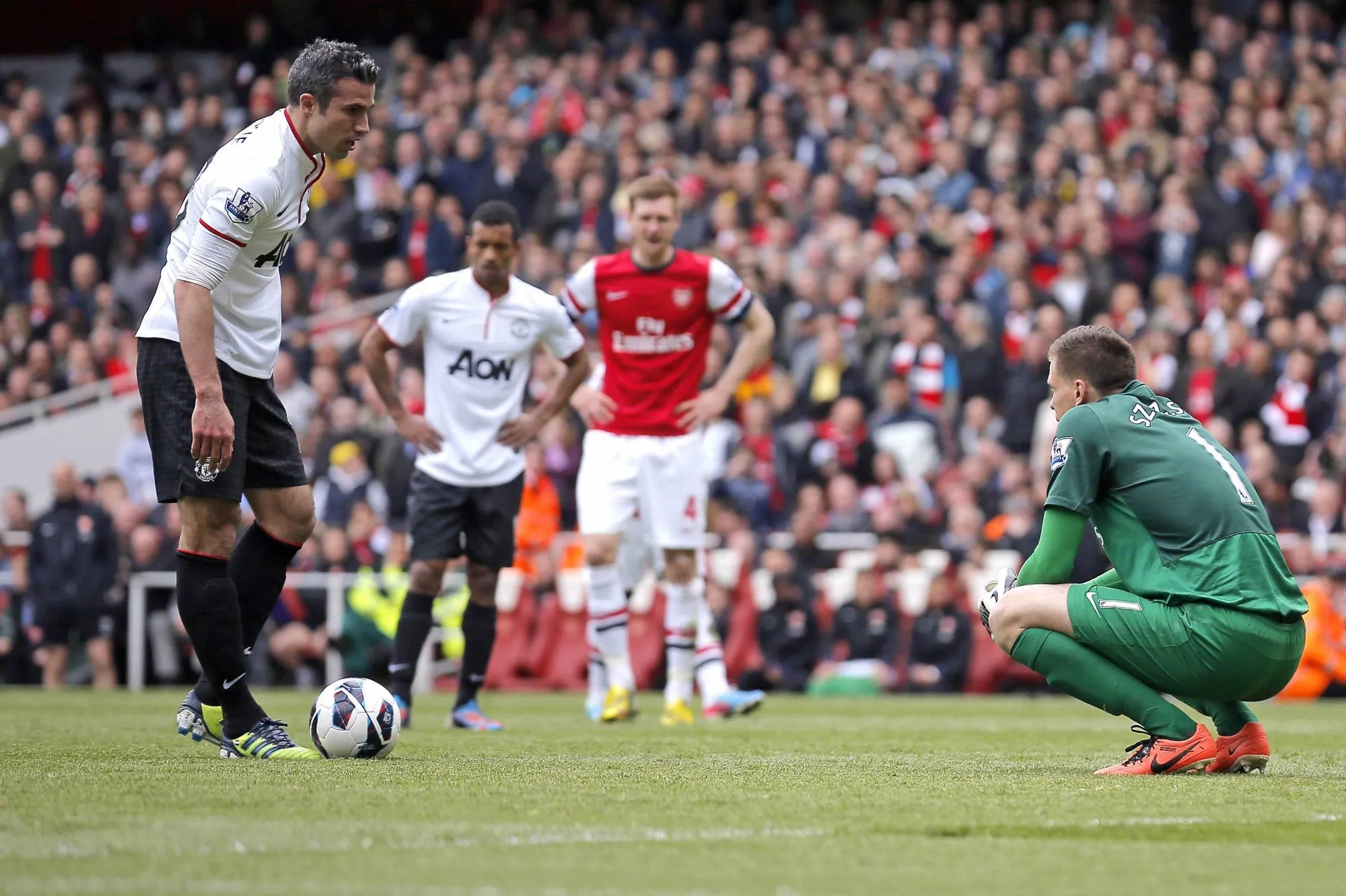 Szczęsny tance Van Persie et Nasri