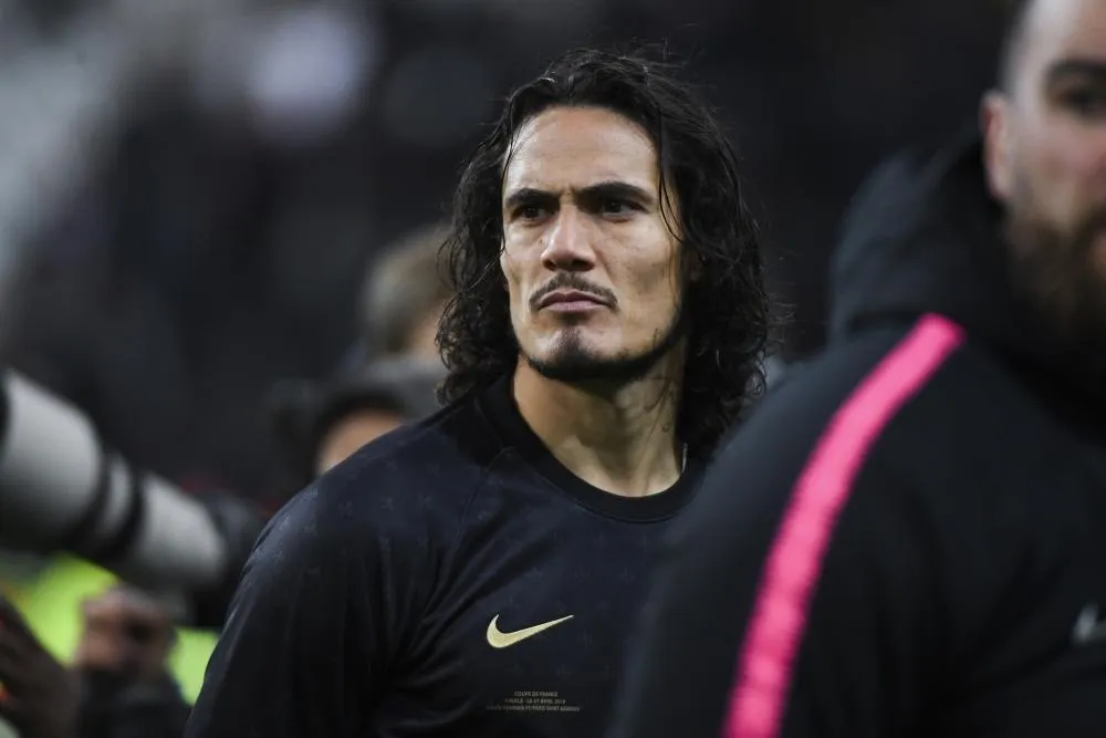 Le PSG planche sur un échange entre Cavani et Džeko