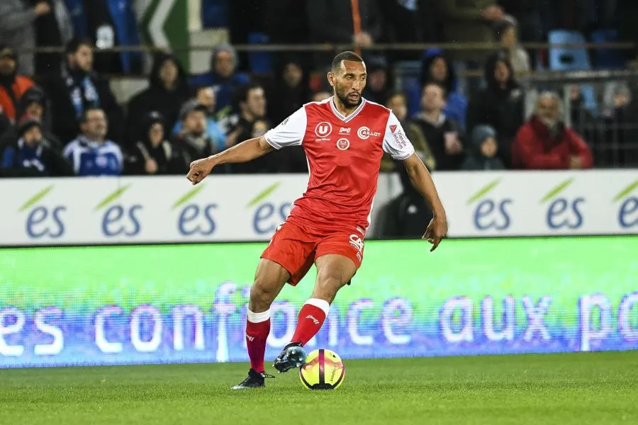 Le Stade de Reims revisite la pub Volvic de Zidane