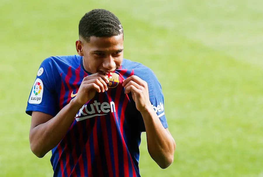 Première avec le Barça pour Todibo