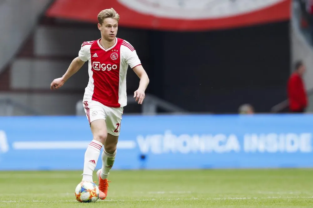 De Jong remporte le prix Johan Cruyff