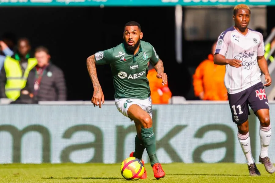 M&rsquo;Vila lie son avenir à celui de Gasset