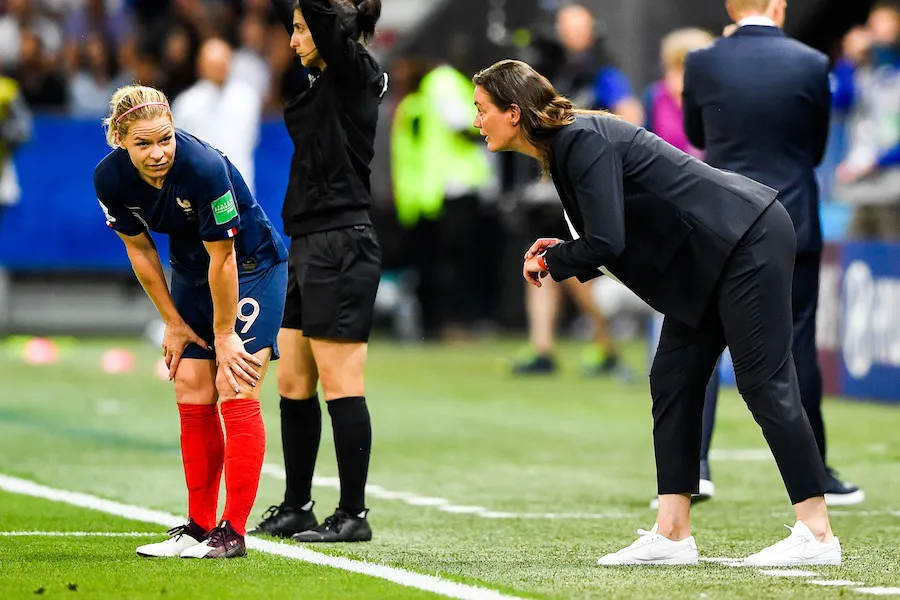 Les leçons tactiques du premier tour des Bleues