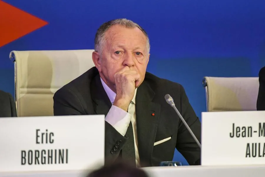 Aulas se clashe aussi avec la FFF