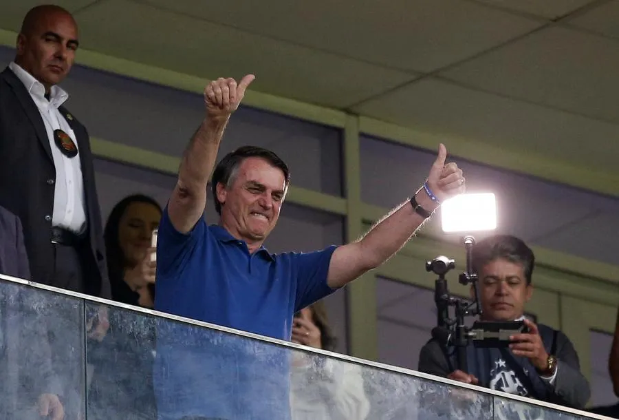 Bolsonaro affiche son soutien à Neymar