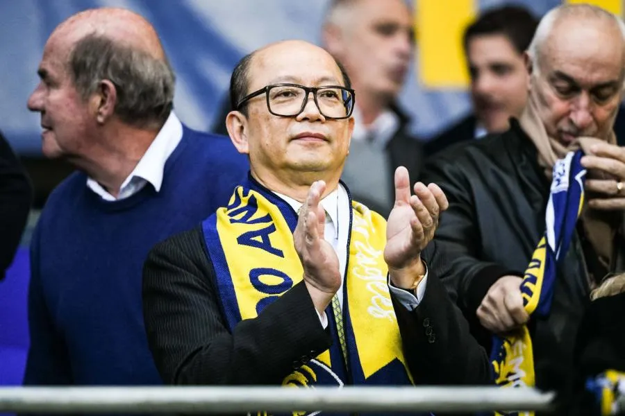 Le communiqué lunaire de Sochaux pour la Tesla de Wing Sang Li