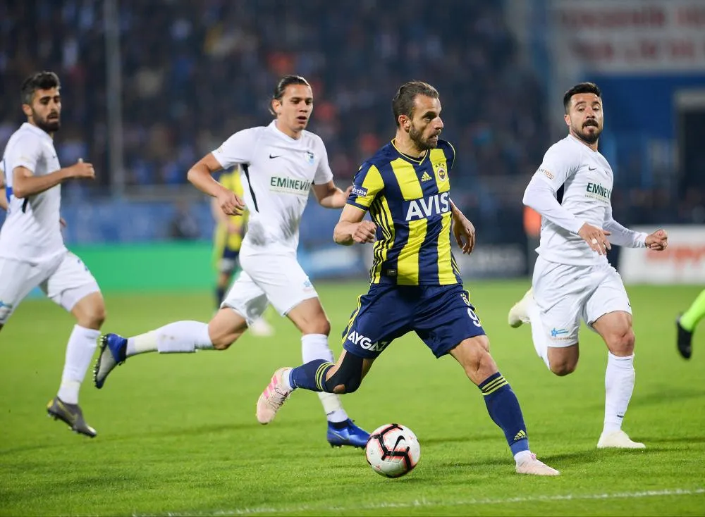 Roberto Soldado arrive à Grenade