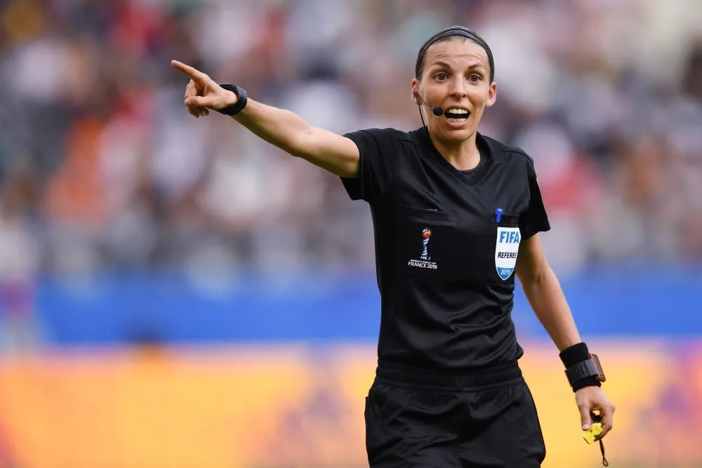 Stéphanie Frappart arbitrera la finale de la Supercoupe de l&rsquo;UEFA