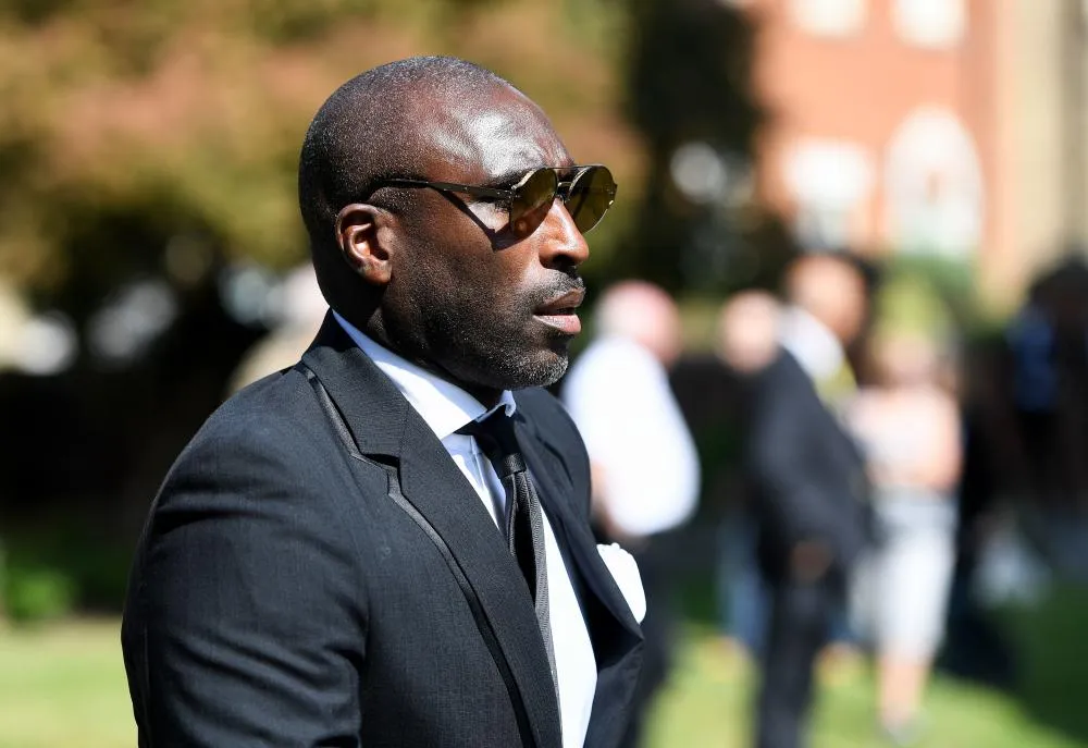 Macclesfield Town (D4 anglaise) écarte Sol Campbell