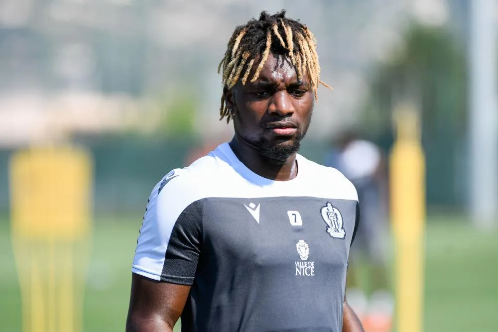 Saint-Maximin vers Newcastle