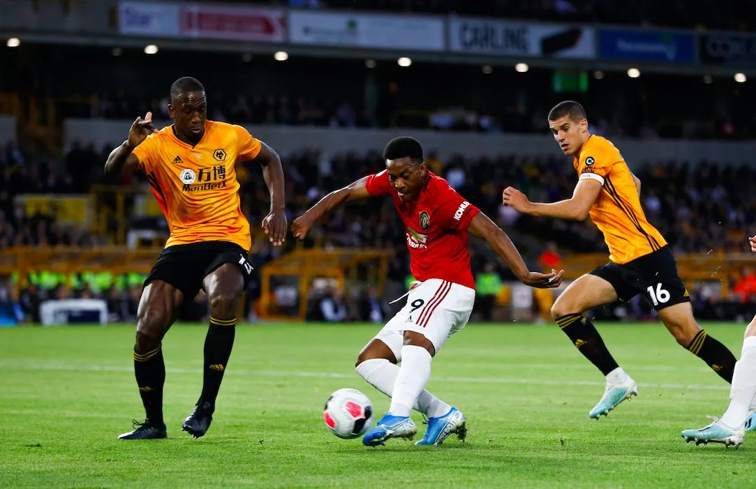 Manchester tenu en échec par Wolverhampton